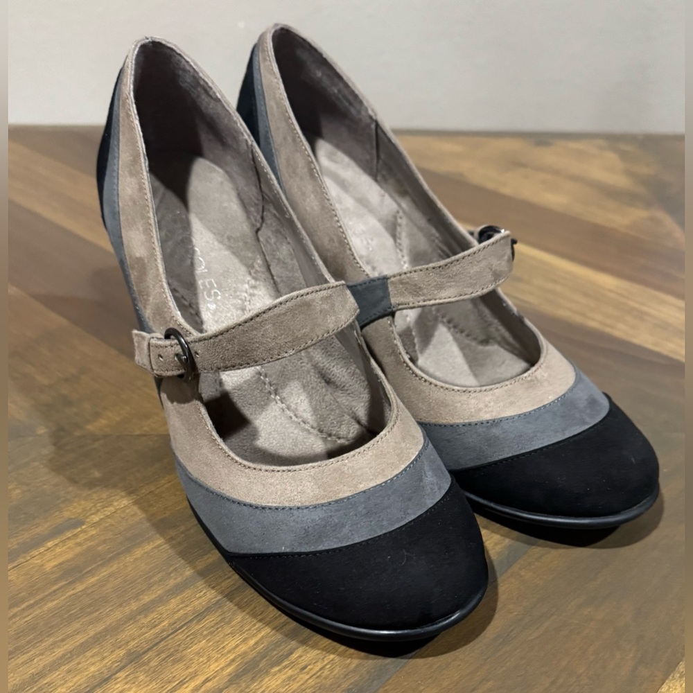 Aerosoles Mary Jane Heels Size 8.5M Cushy Pumps Tan Gray Black Tri Tone